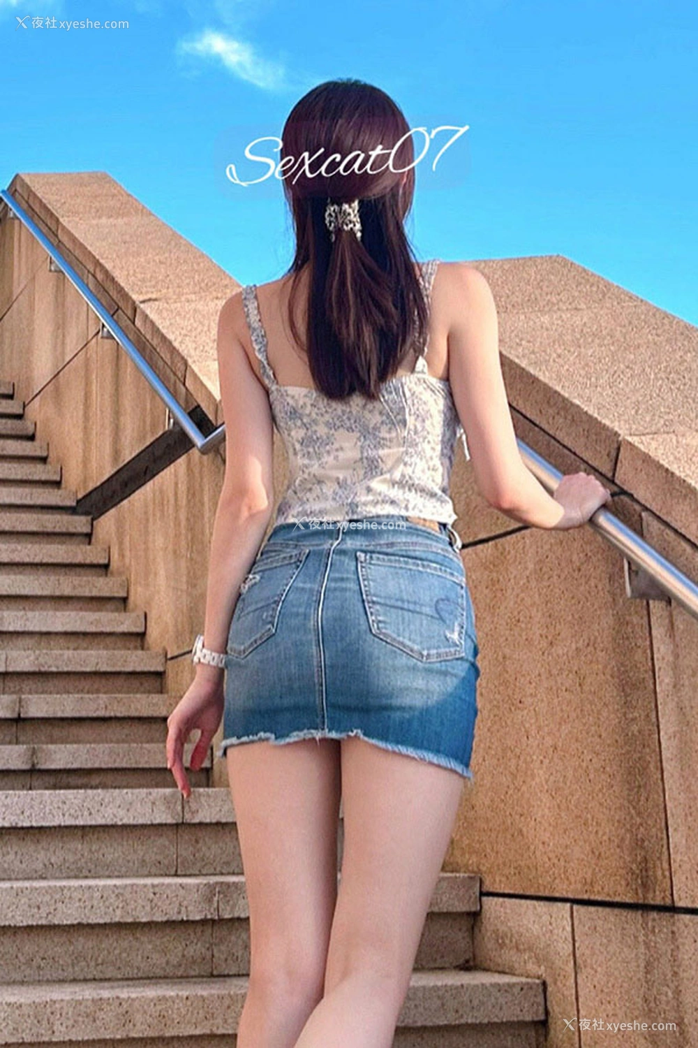 1P - 露出系网红@Sexcat07 尺度私拍视图合集2