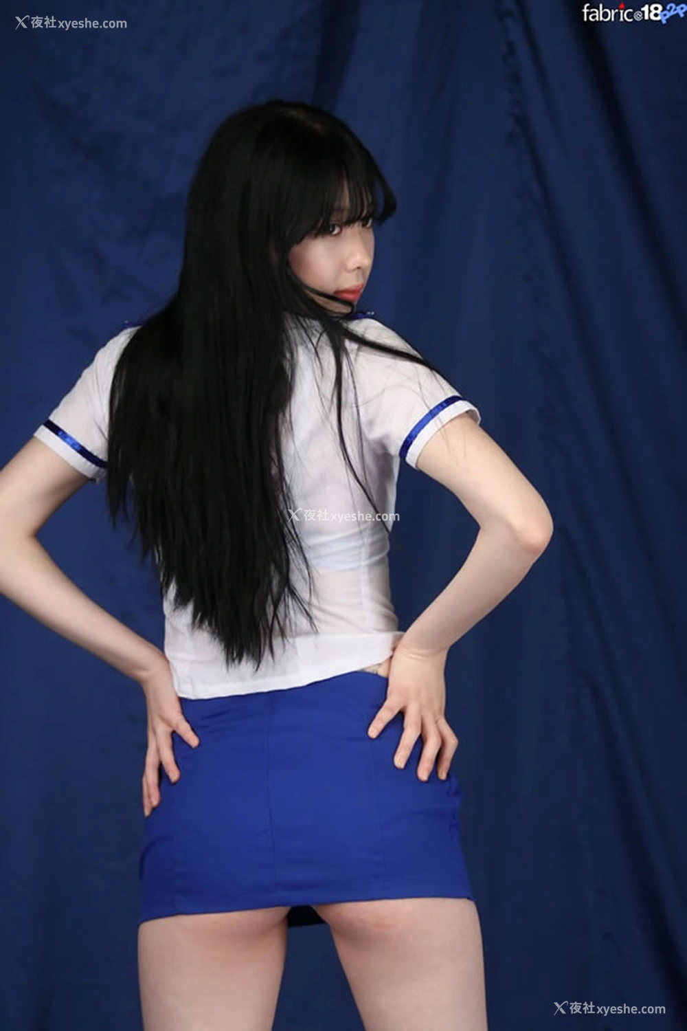 1P - 清新长发美模私拍无圣光绝美人体艺术套图