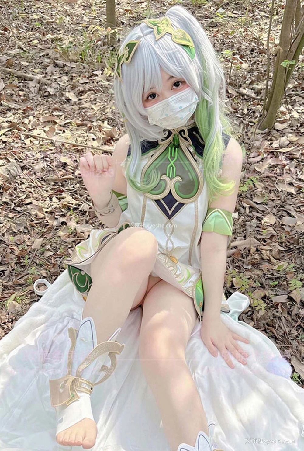 1P - 福利姬软萌兔兔酱 河边小树林草神纳西妲