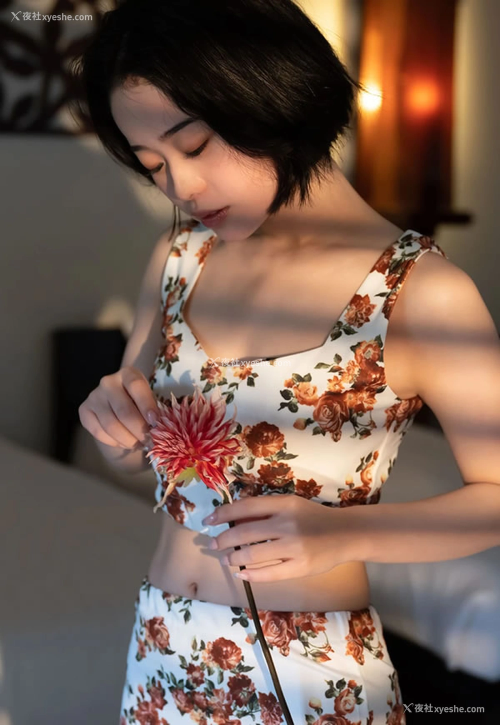1P - 清新可爱minamo碎花短衣 湿身无圣光图集