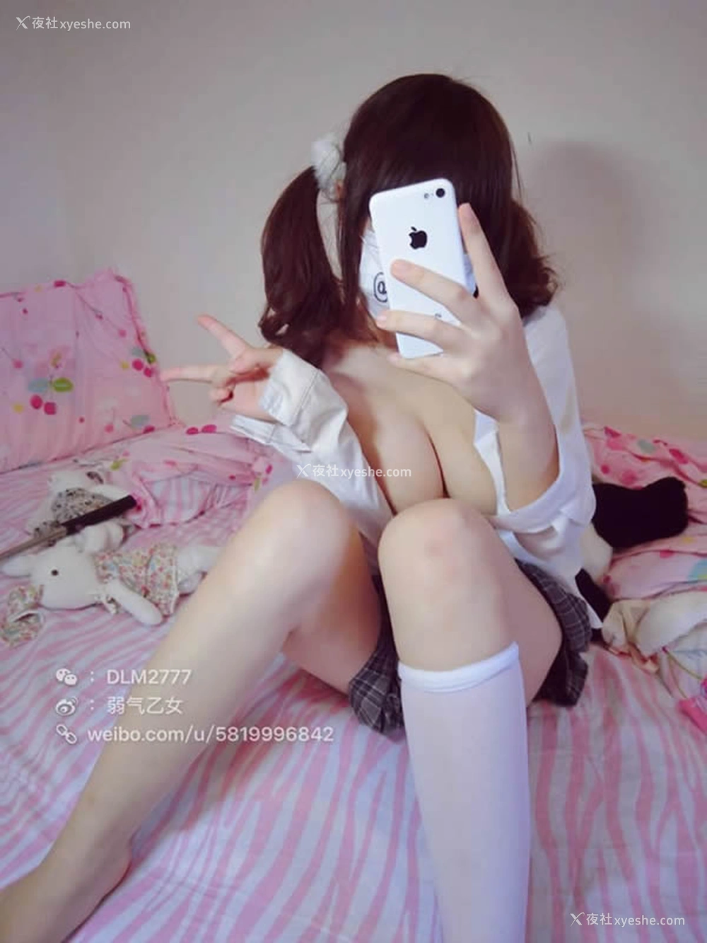 1P - 微博红人弱气乙女无圣光人体艺术套图写真4