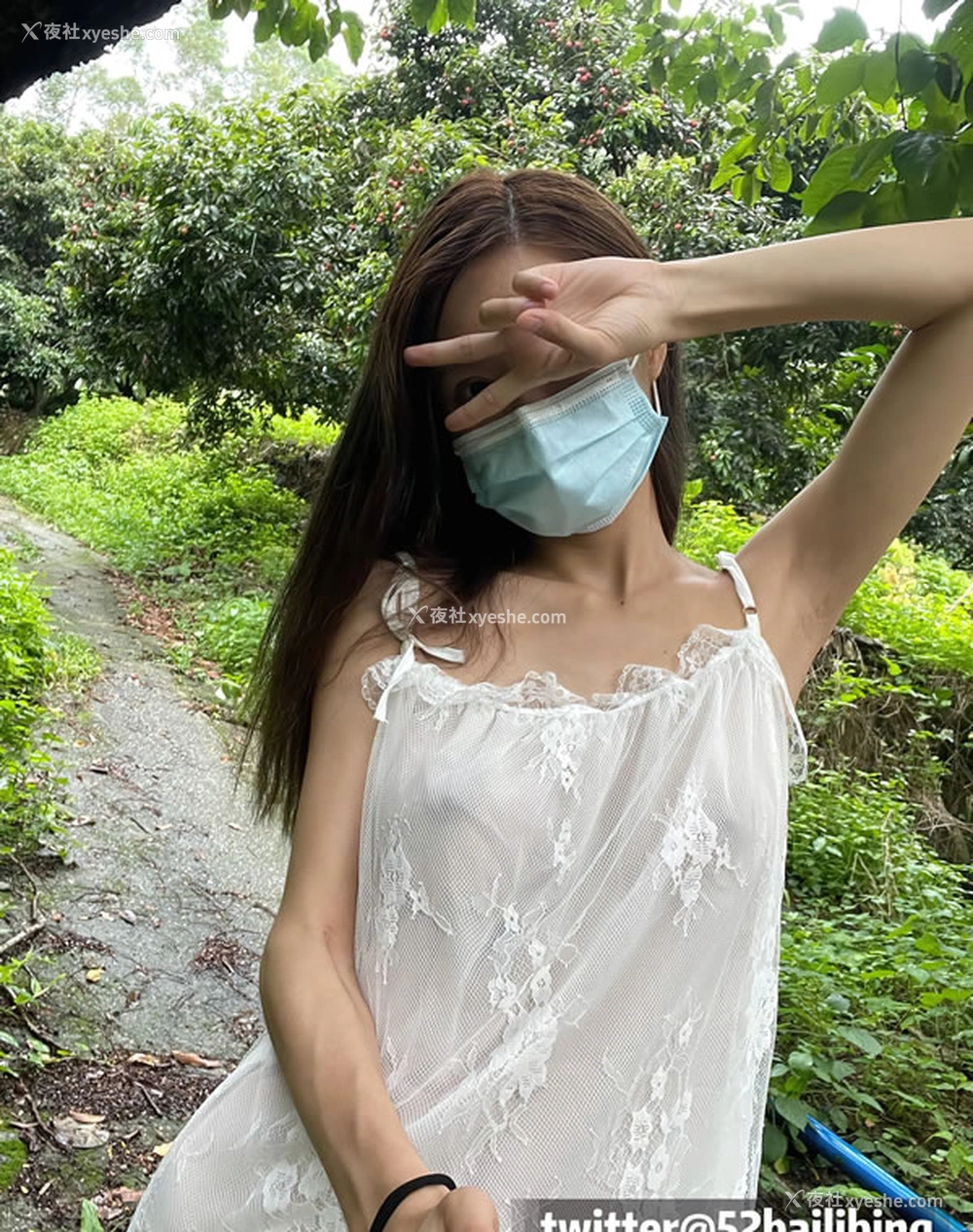 1P - 推特网红52bailI露出尺度视图2