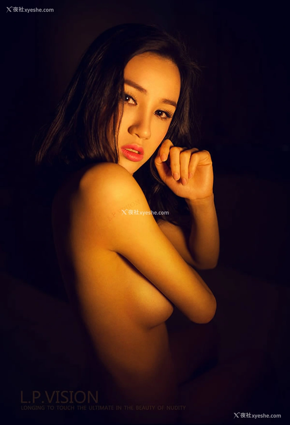1P - 摄影师L.P.VISION 众筹拍姑娘系列No.07无圣光写真