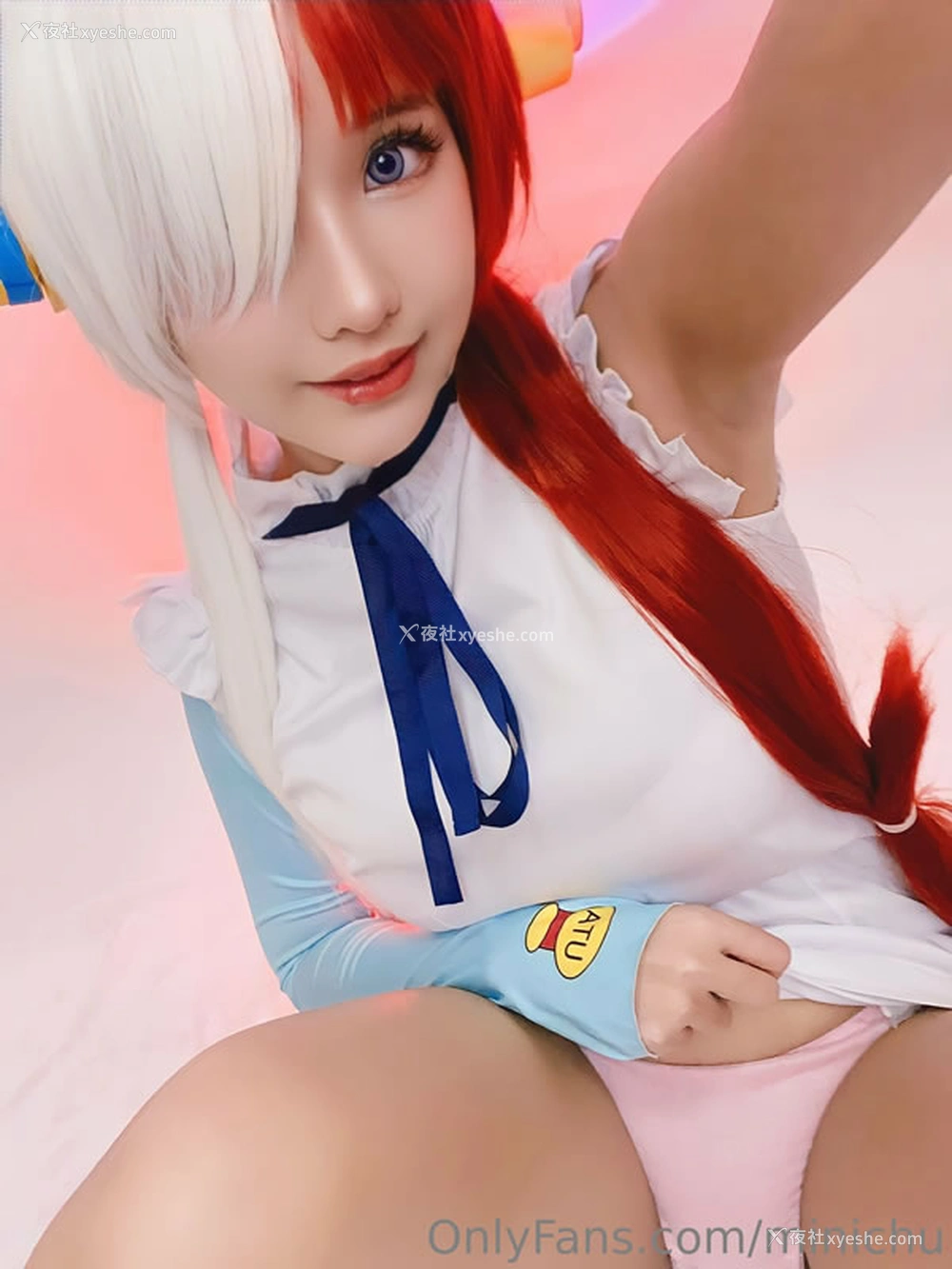 1P - 丰满美女Minichu红 白双色无圣光图集