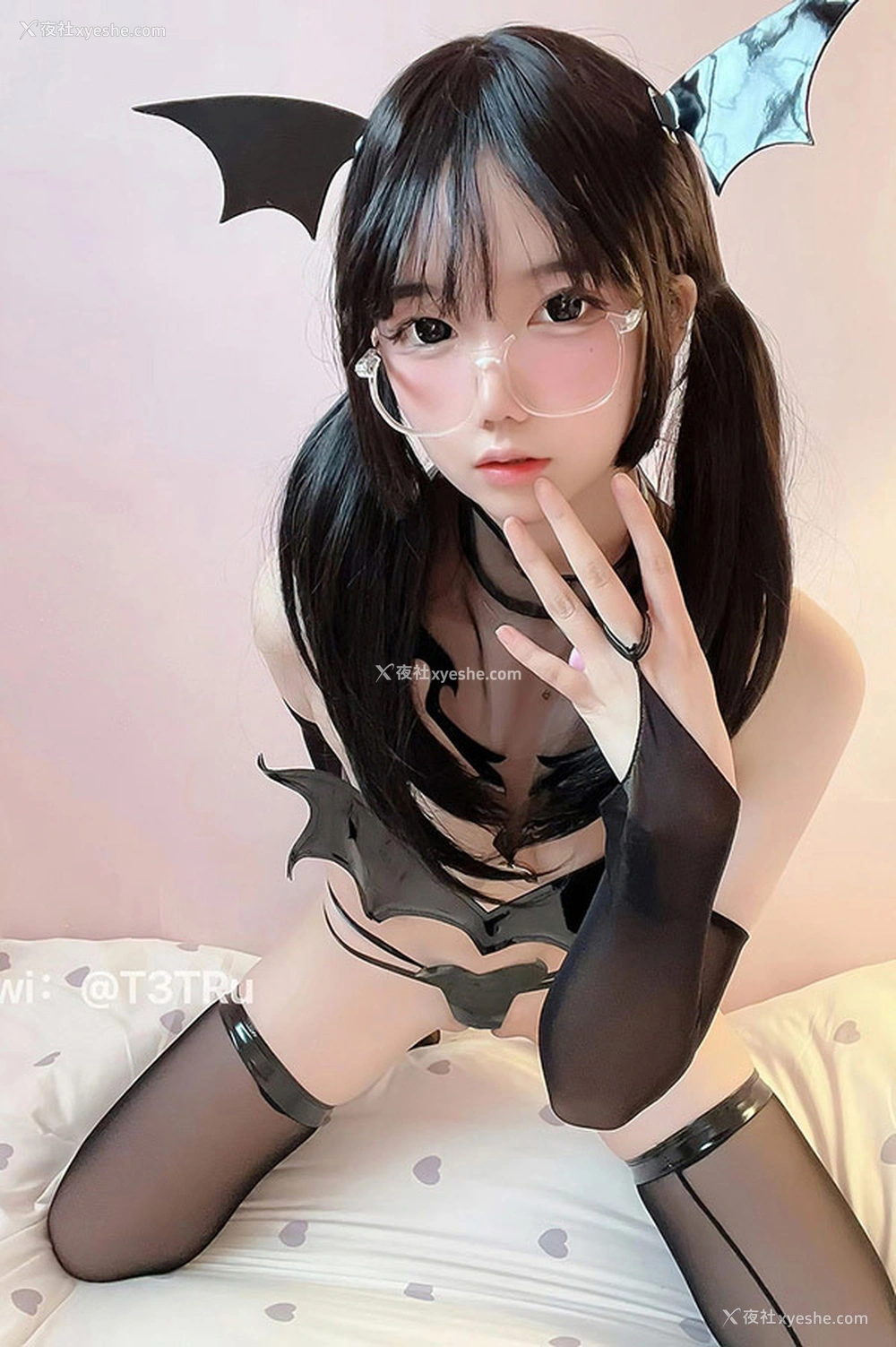 1P - 福利姬莉犬酱私拍尺度人体福利图