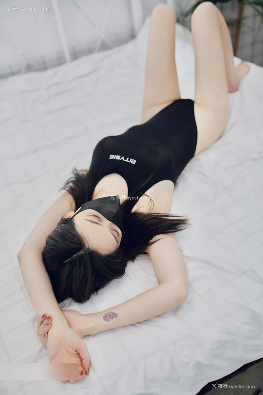 1P - 网红福利姬@榨汁姬 尺度私拍视图合集2