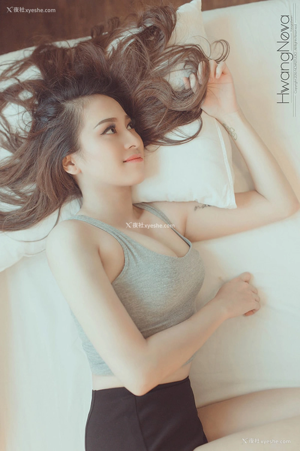 1P - 越南Hwang Nova系列Le Vu Minh Hoang精选无圣光人体写真