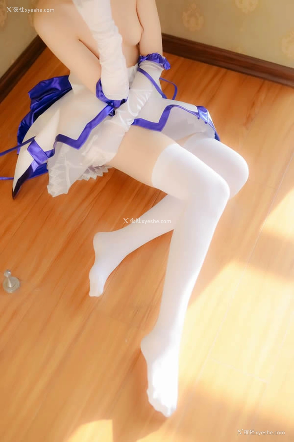 1P - 极品网红美少女映画Fate saber无圣光人体艺术套图