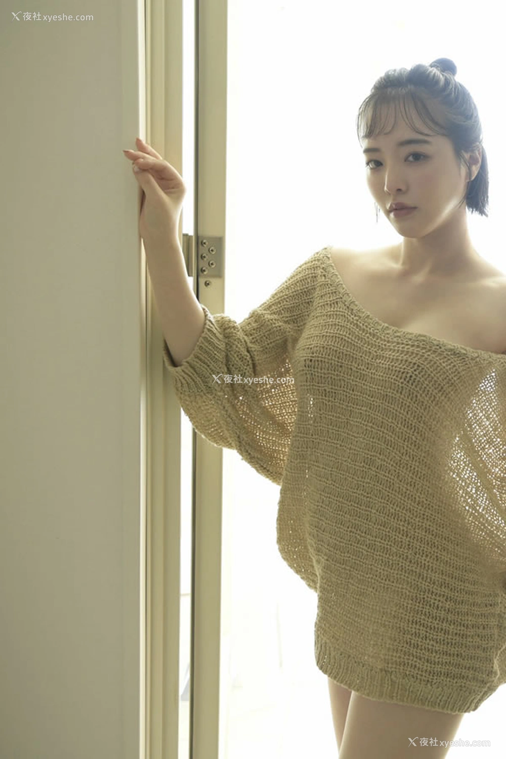 1P - 正点纯天然美女海边戏水无圣光图集