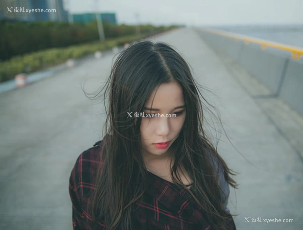 1P - 萝莉网红极品柚木写真品玉系列无圣光套图3