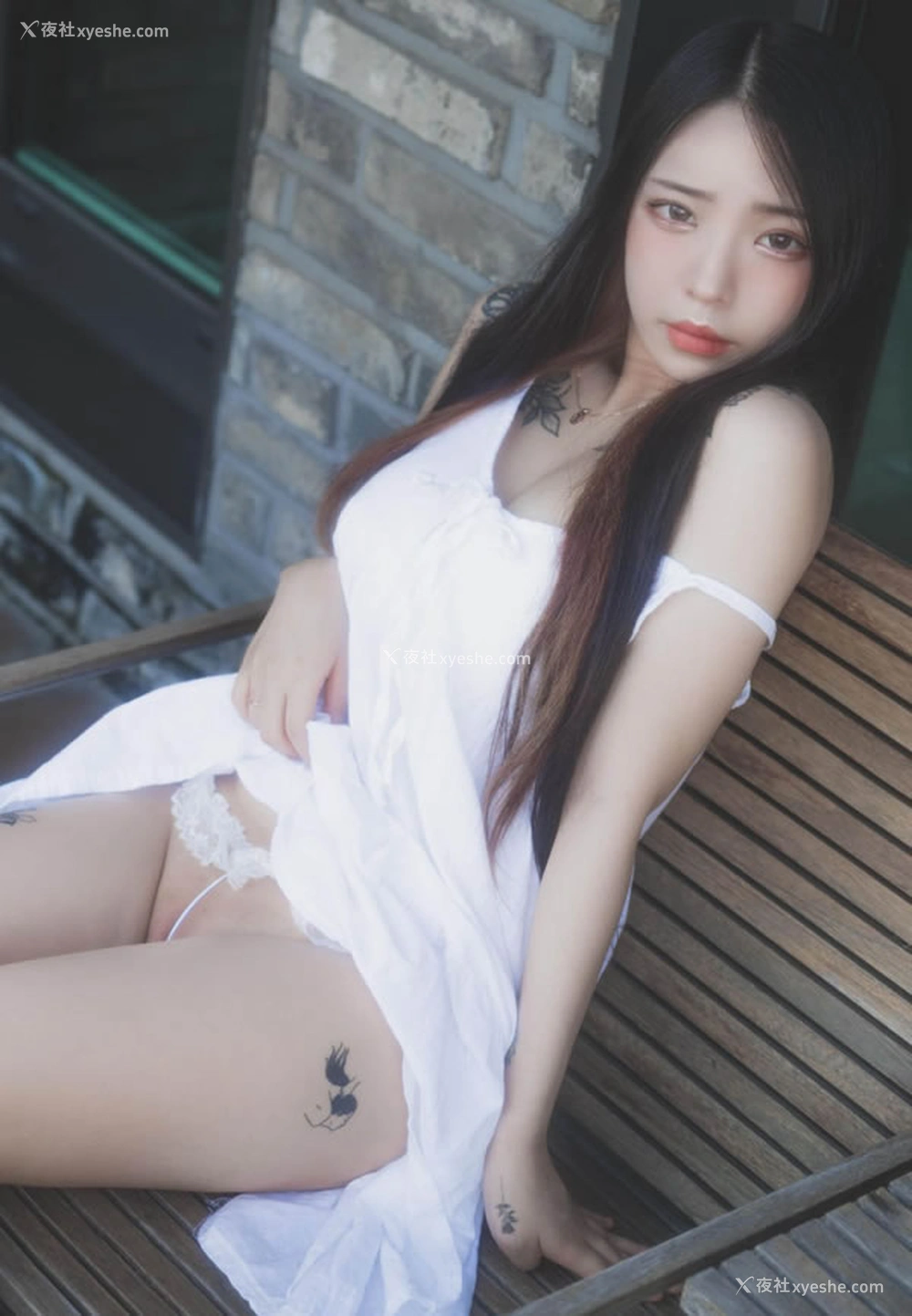 1P - 极品美乳小姐姐Yeon Hwa无圣光人体图集