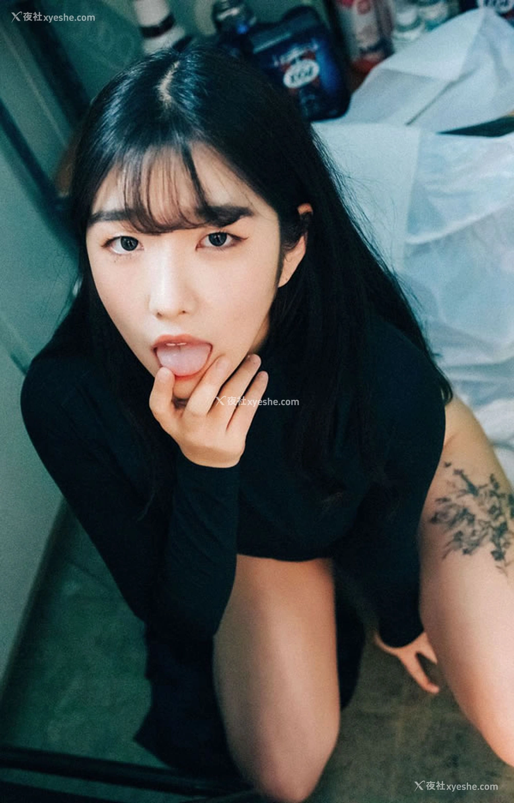 1P - 超市理货员小姐姐Sonson的偷偷露出