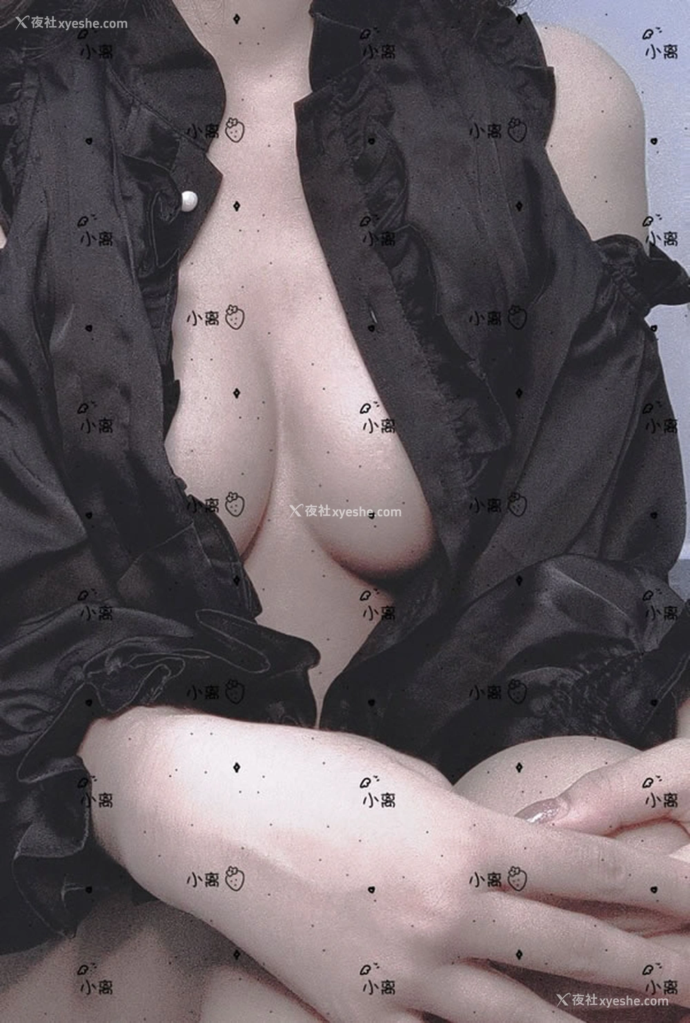 1P - 推特美女小离@XiaoLi66666666尺度私拍图集