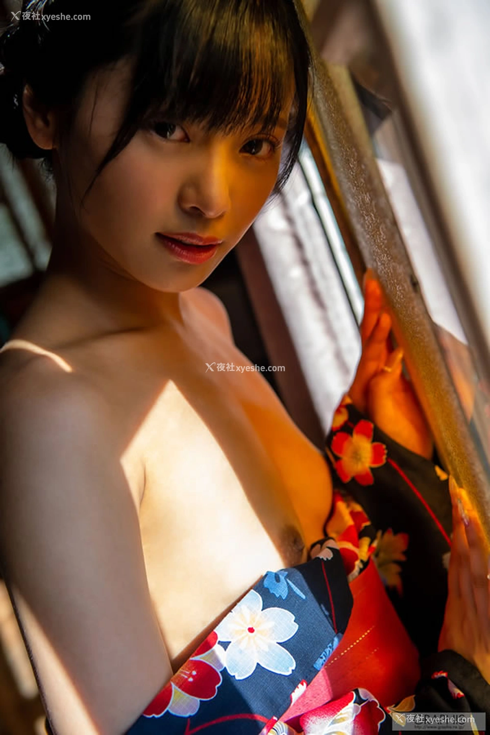 1P - Graphis小姐姐久留木玲无圣光人体套图