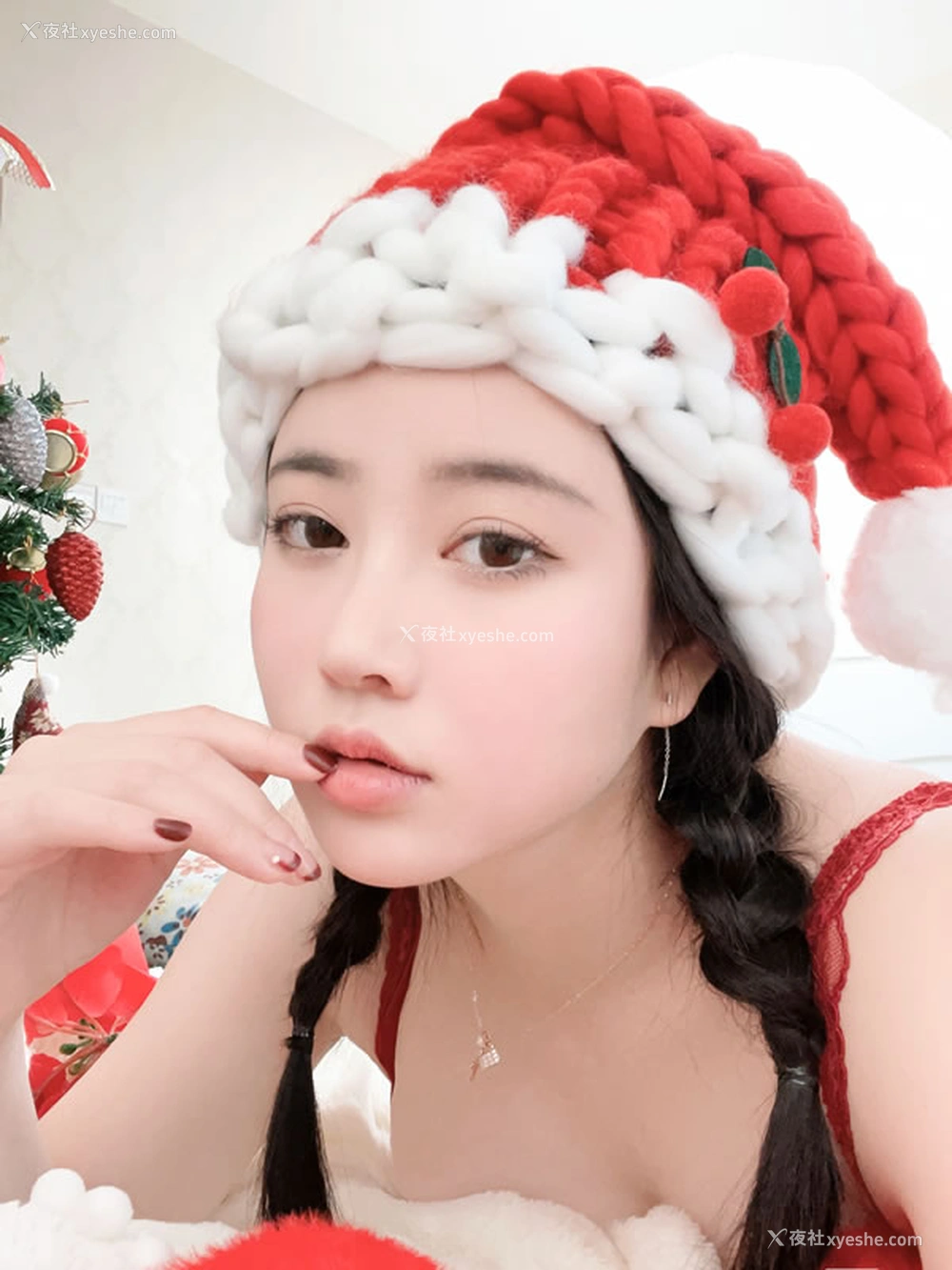1P - 极品女神年年 – 可爱的圣诞女孩无圣光图集