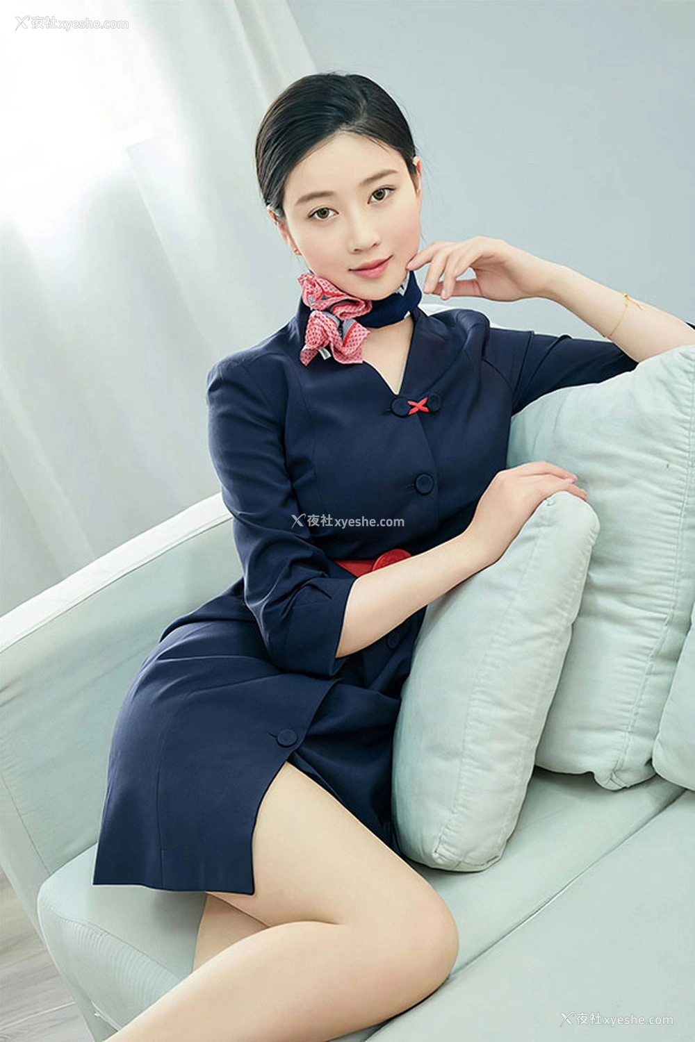 1P - 极品女神年年端庄秀丽的空姐无圣光美图