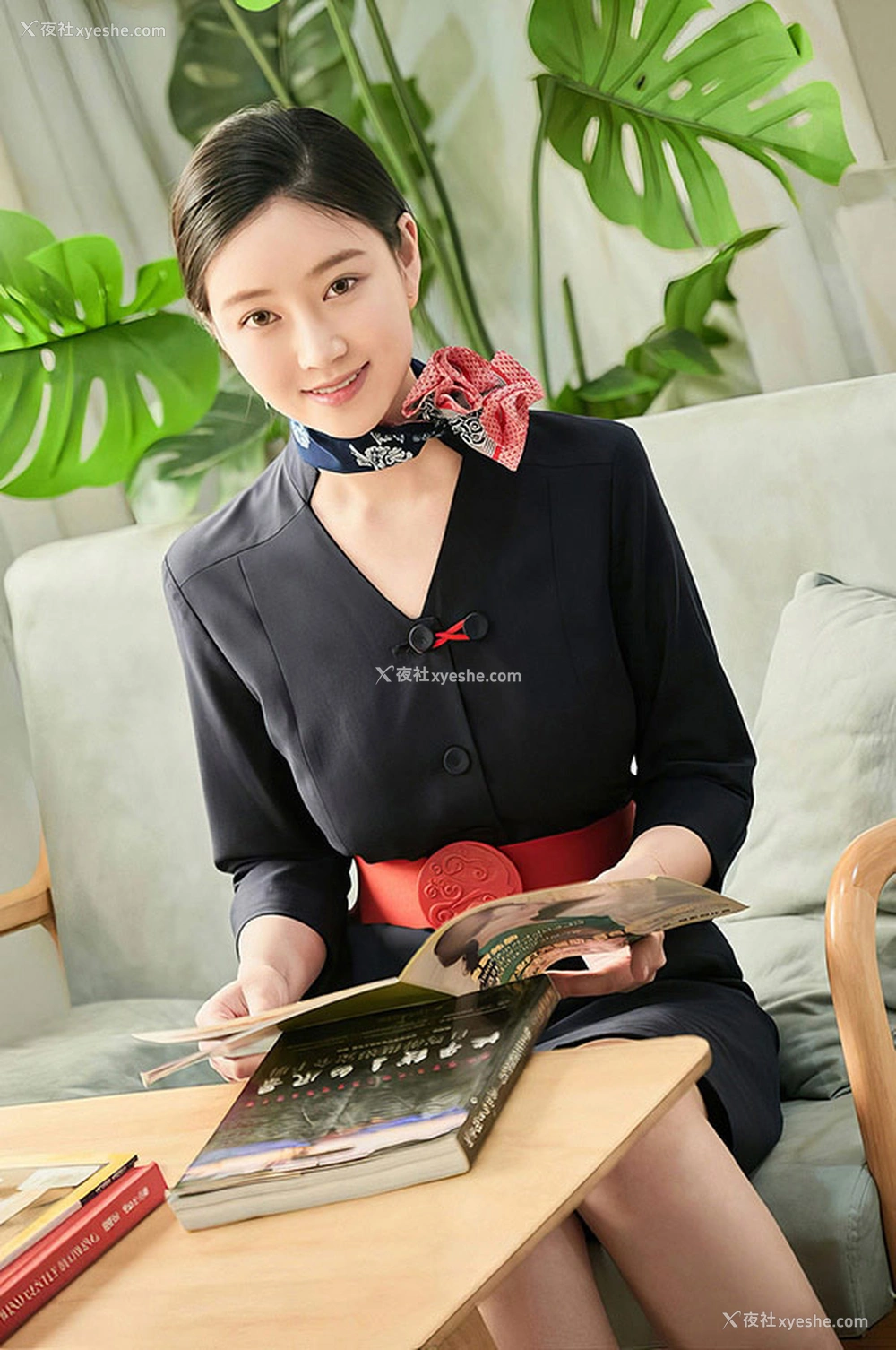 1P - 极品女神年年端庄秀丽的空姐无圣光美图