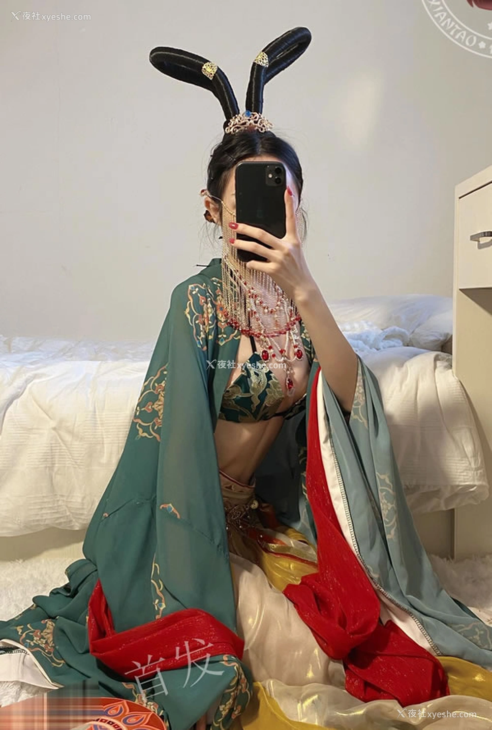 1P - 极品福利姬仙仙桃-7月古风系尺度私拍合集