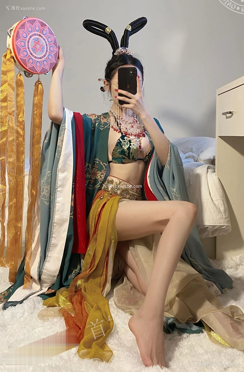 1P - 极品福利姬仙仙桃-7月古风系尺度私拍合集