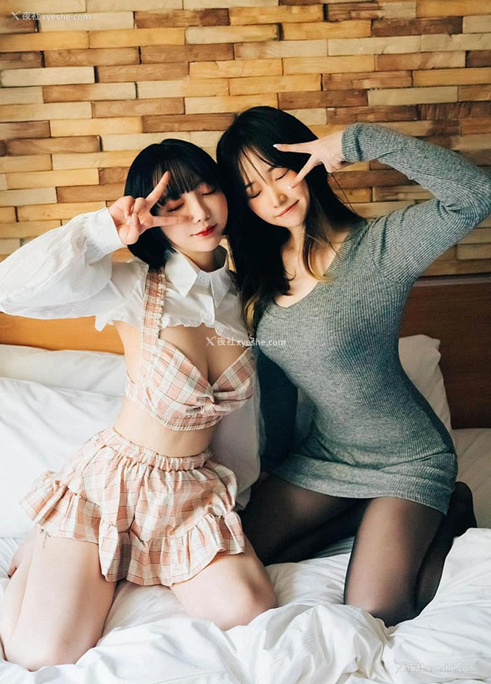 1P - 粉嫩美女孙乐乐Son Yeeun – 冬日楼梯露出