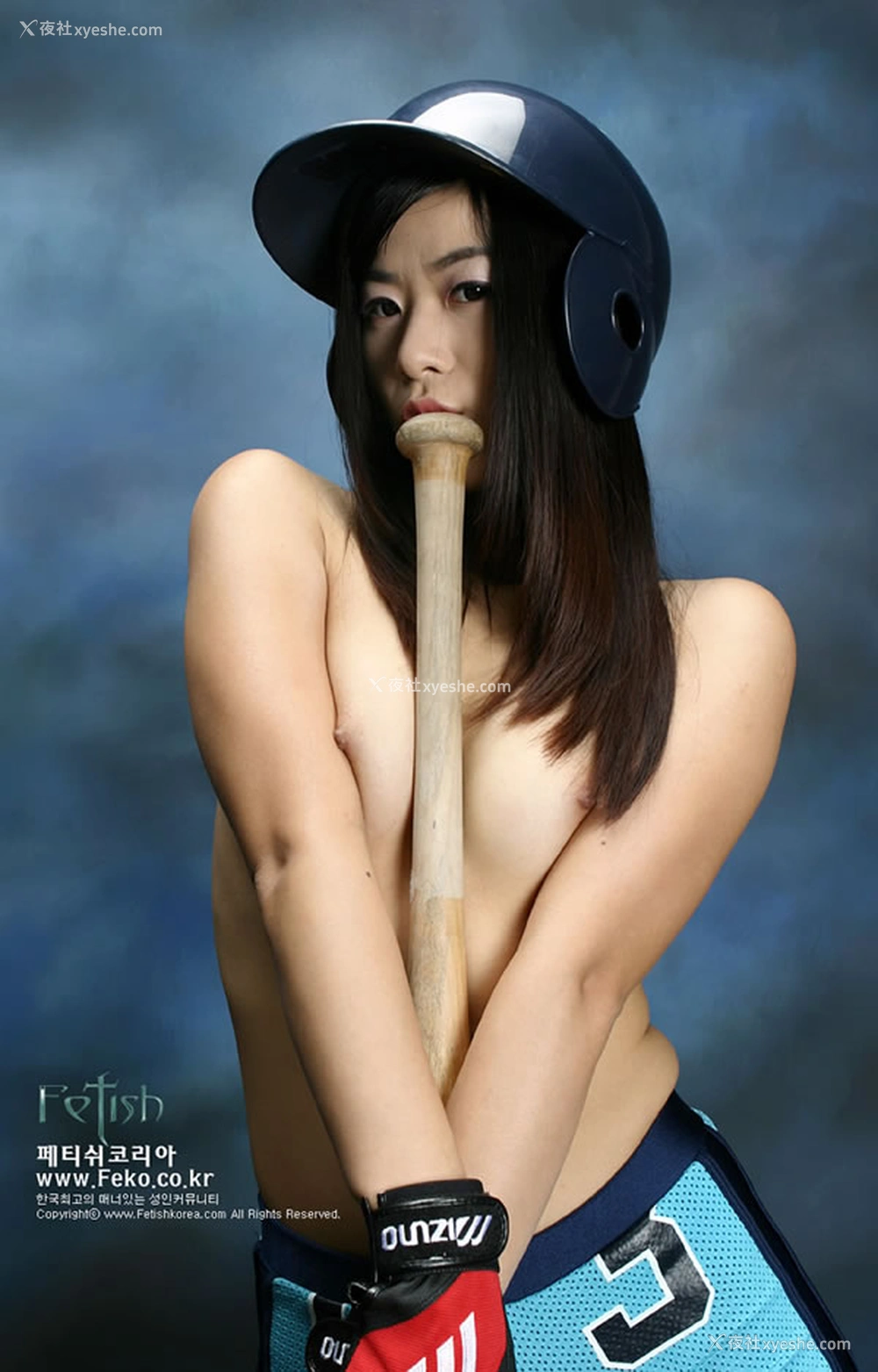 1P - 运动三美女棚拍无圣光人体图集