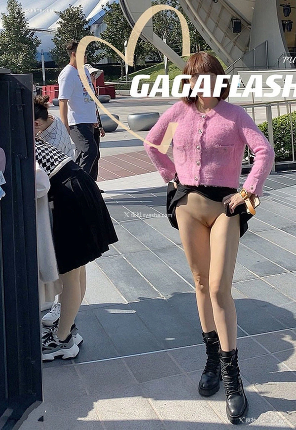 1P - 爱露出的妹子Gagaflashing尺度福利图包