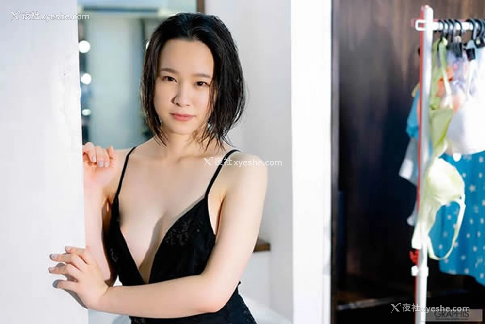 1P - Graphis氧气MM初乃富美加无圣光人体套图3
