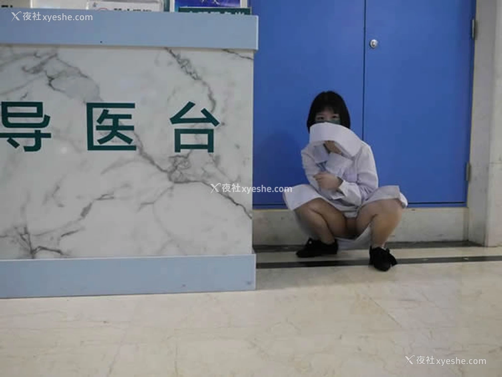 1P - 极品网络红人萌萌的奶卉闺密小护士无圣光套图