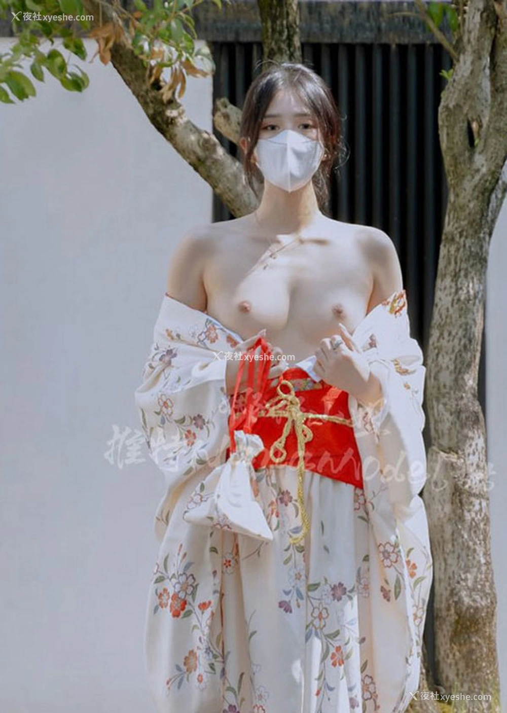 1P - 推特美女小芸逗 落苏复古无圣光唯美合集2