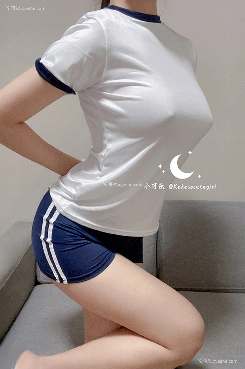 1P - 日系福利姬@小可乐尺度私拍视图合集