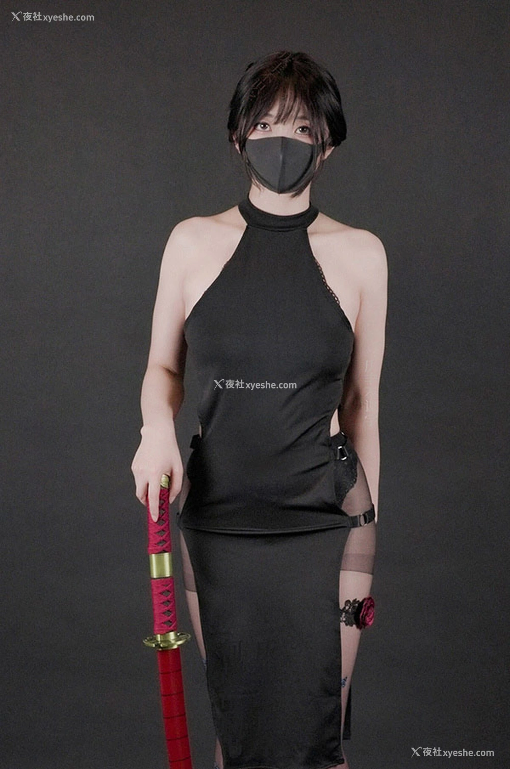 1P - 福利姬香港玩偶姐姐的复古旗袍与武土服