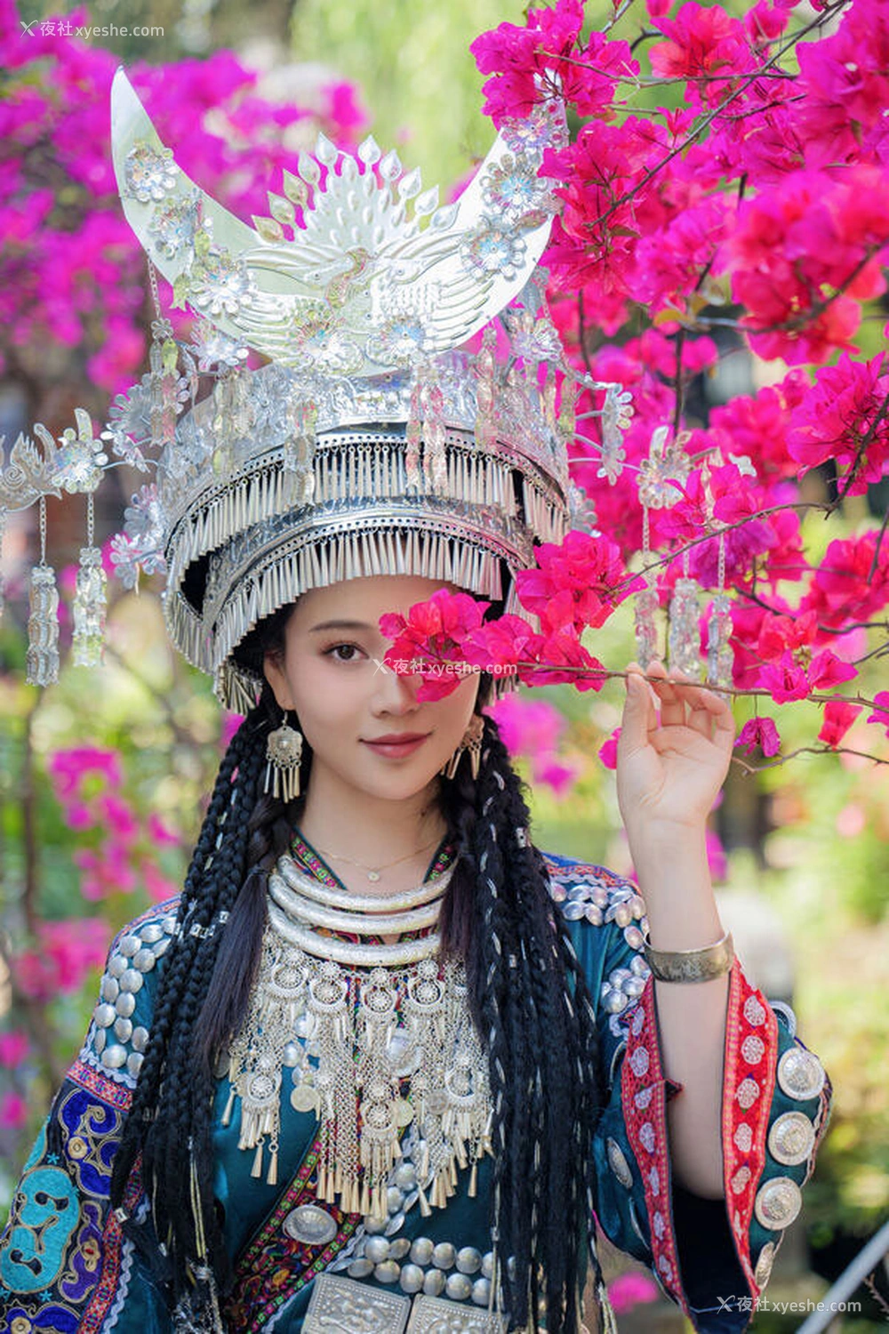 1P - 极品女神年年-苗疆少女无圣光唯美图集
