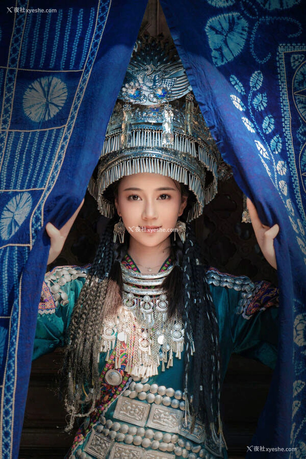 1P - 极品女神年年-苗疆少女无圣光唯美图集
