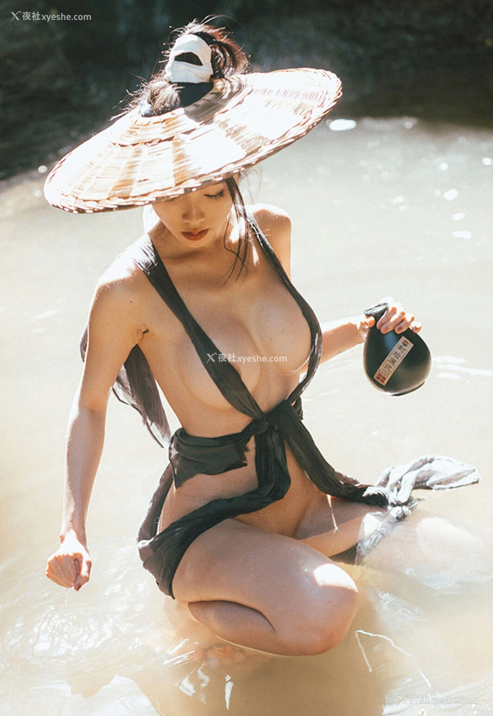 1P - 福利姬钛合金TiTi 饮山间潇洒走江湖