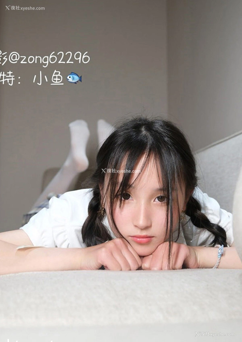 1P - 推特@六花 镜头下的美女尺度合集