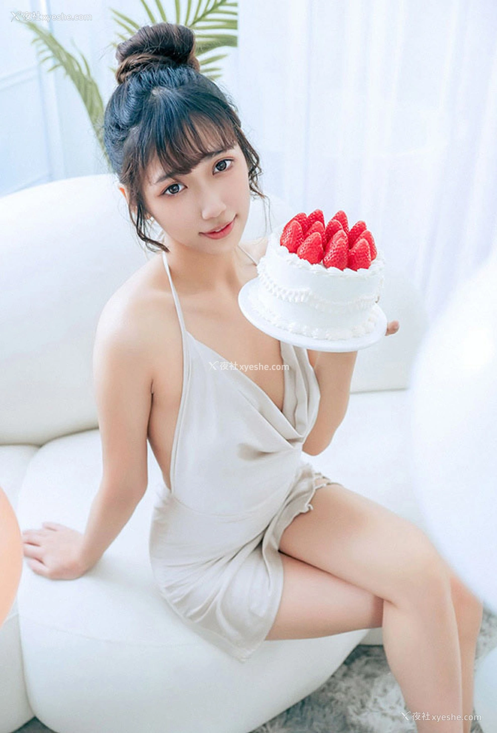 1P - 混血美女井野奈吊带短裙无圣光人体