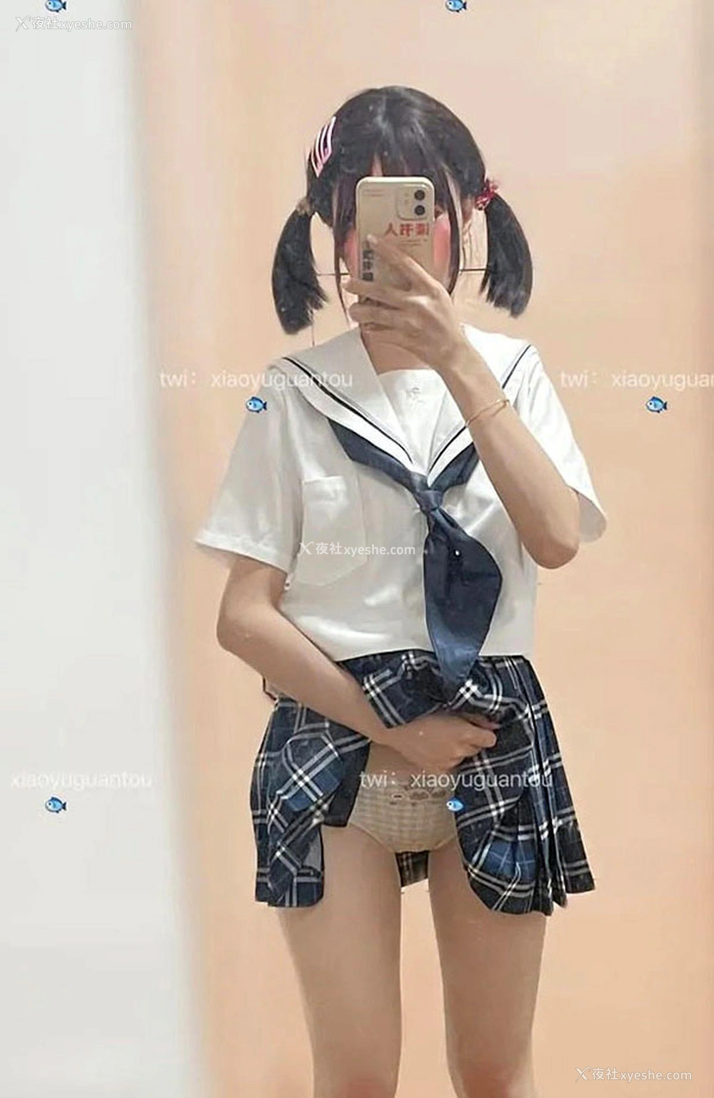 1P - 推特美女可爱小鱼罐头居家尺度私拍合集2