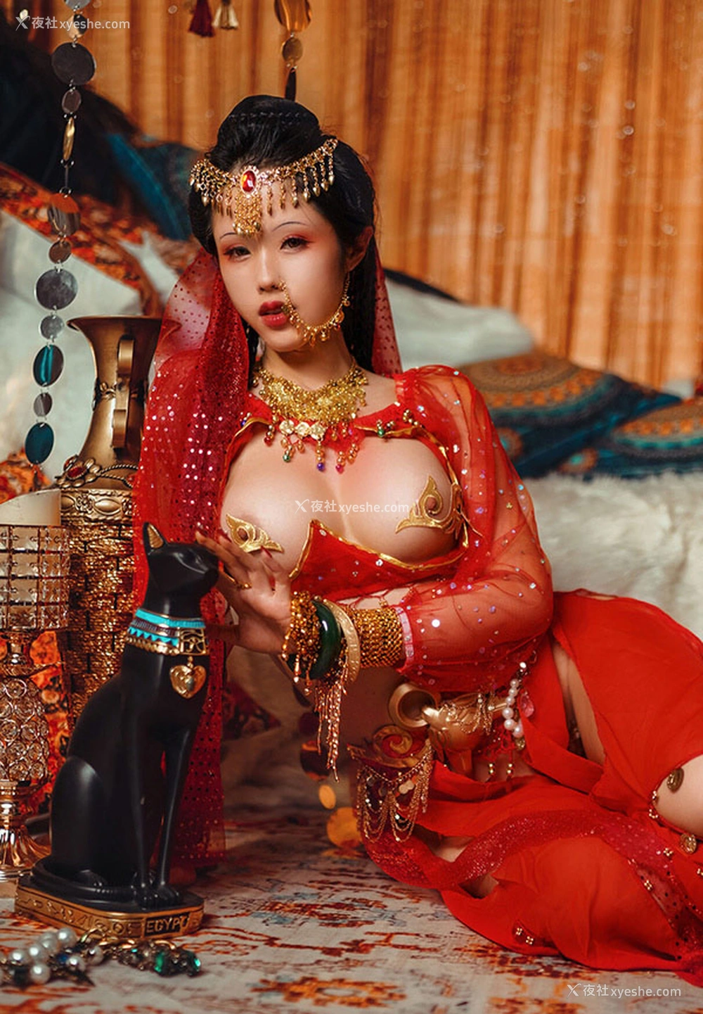 1P - 福利姬钛合金TiTi 塞上红鸾唯美视图