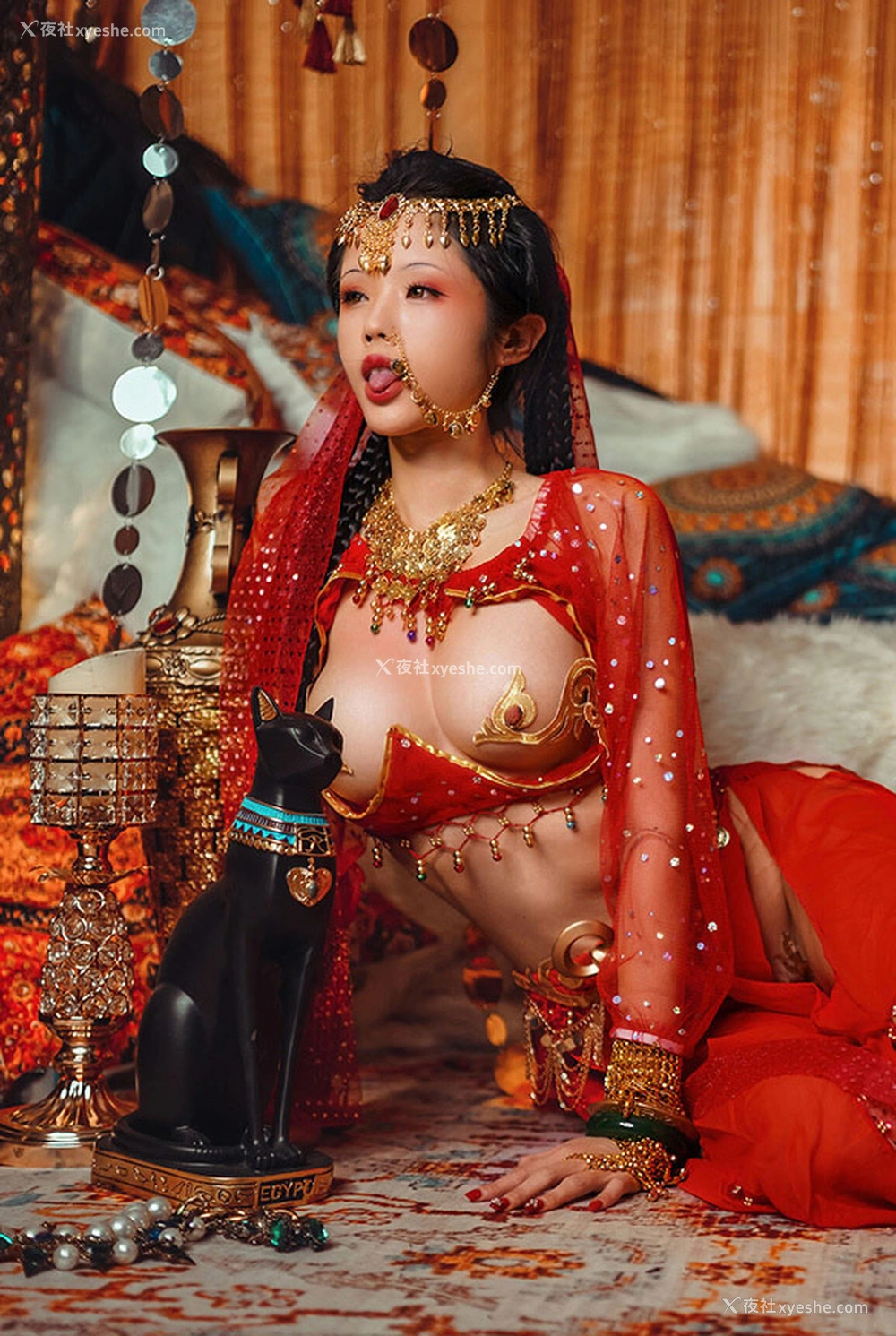 1P - 福利姬钛合金TiTi 塞上红鸾唯美视图