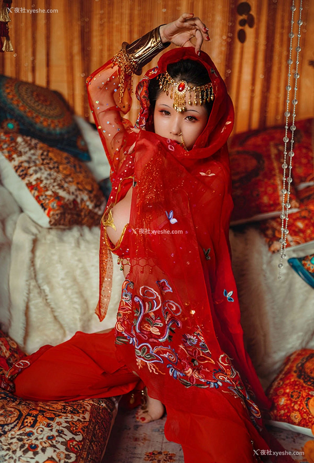 1P - 福利姬钛合金TiTi 塞上红鸾唯美视图