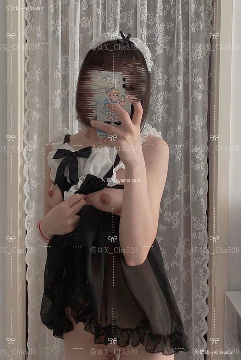 1P - 福利姬搽搽 黑丝女仆 蕾丝情趣肚兜尺度图