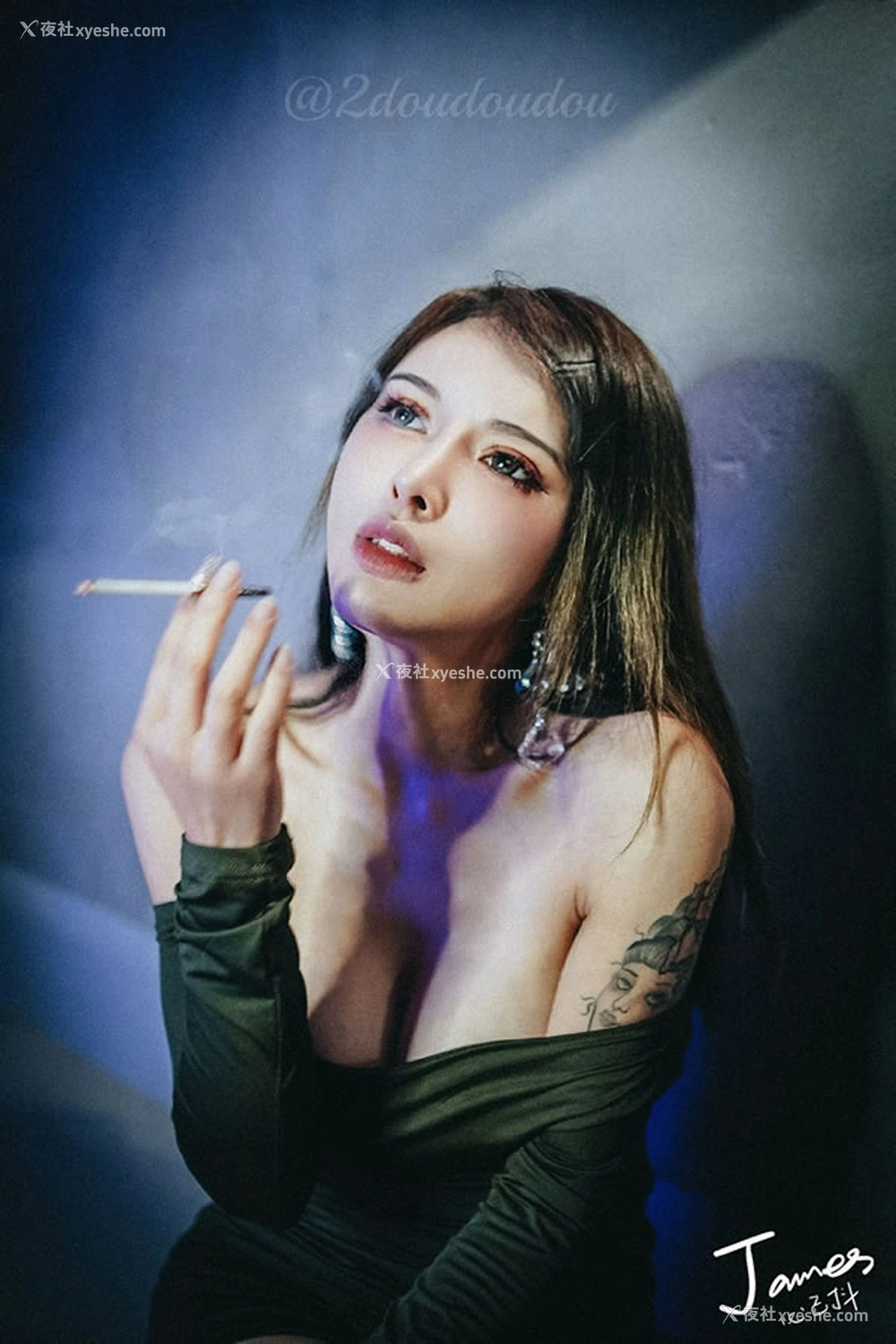 1P - 推特女神永远的baby私拍无圣光人体图集8