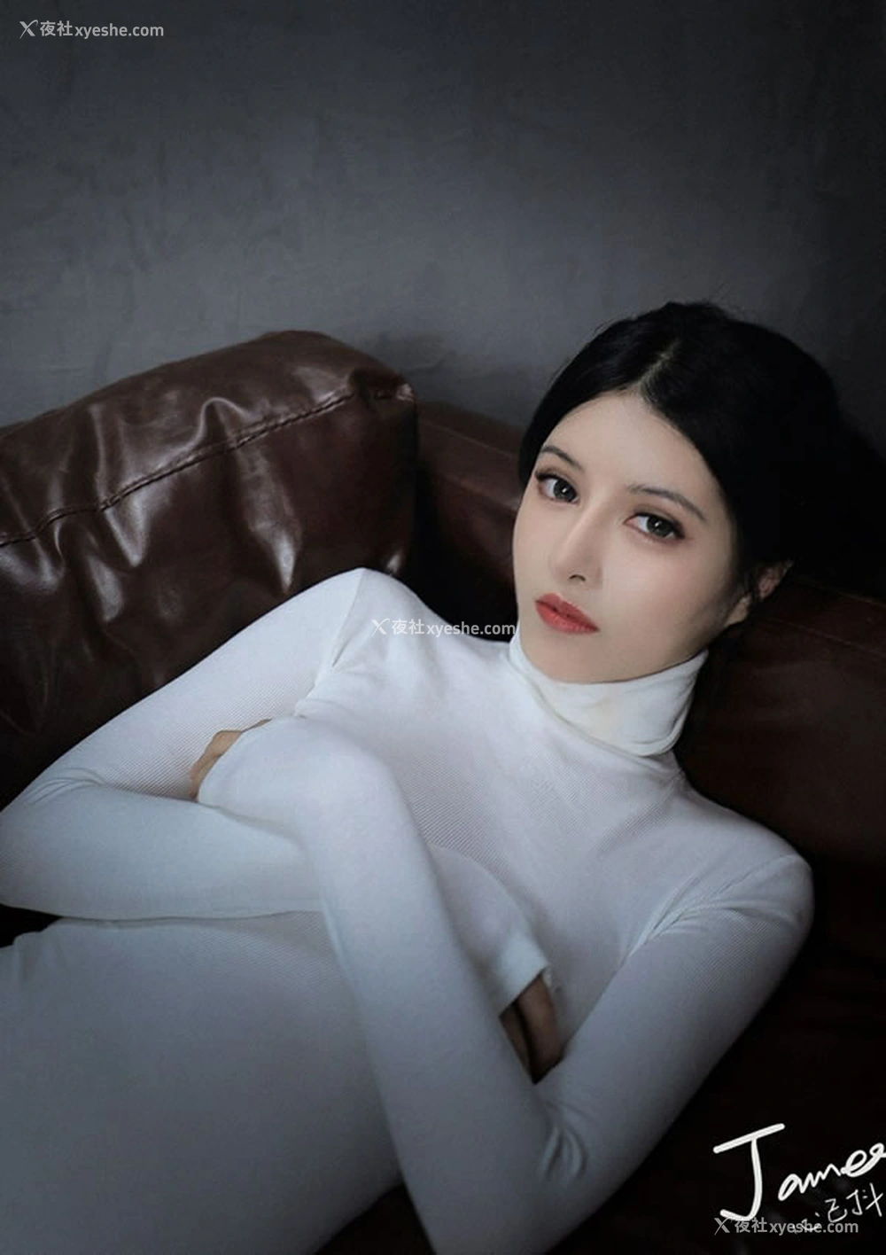 1P - 推特女神永远的baby私拍无圣光人体图集8