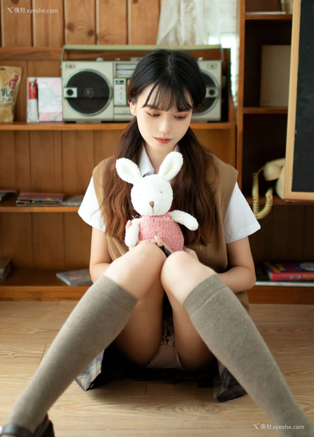 1P - 清新大眼妹子劳小白 – 校服jk唯美无圣光图集