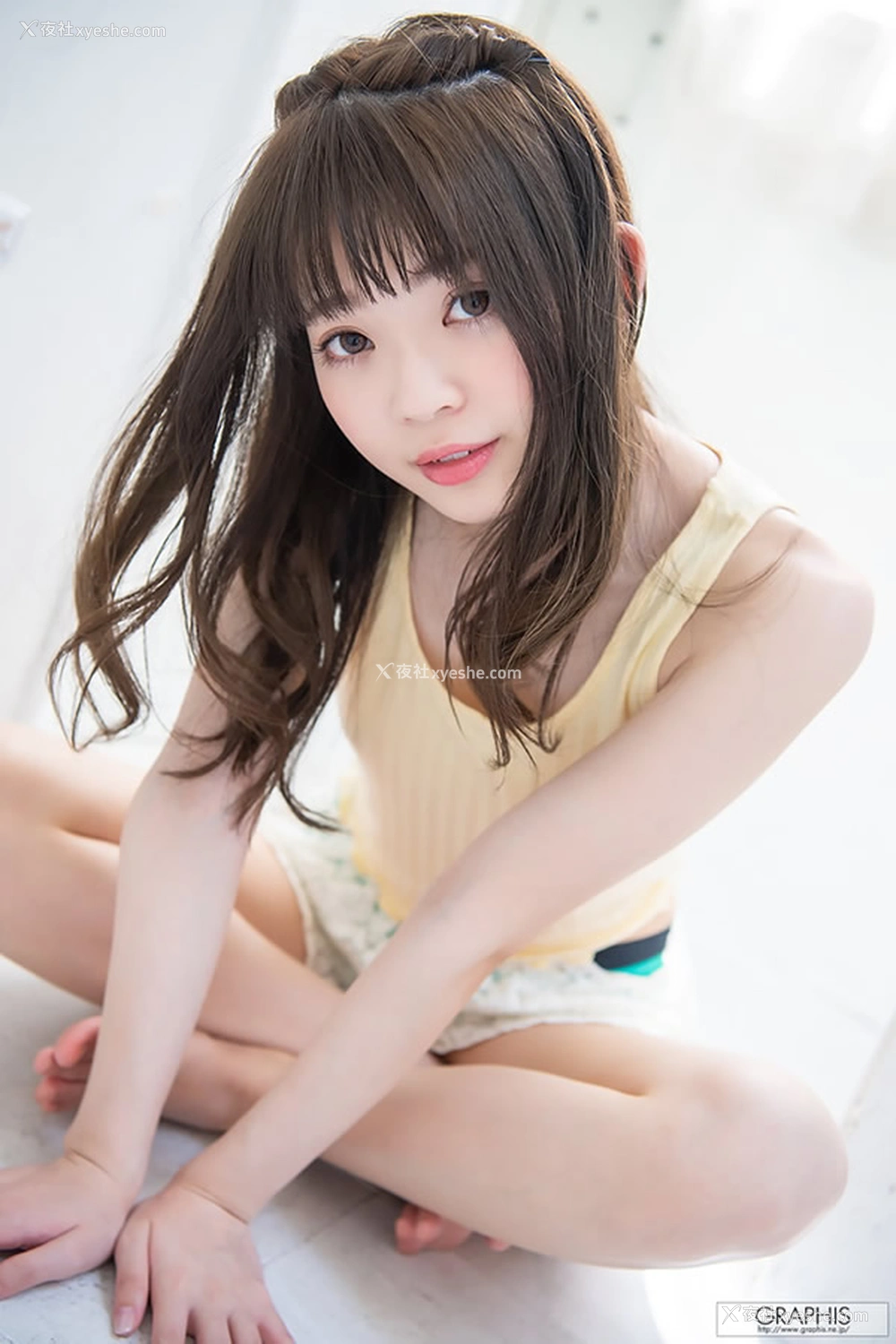 1P - Graphis清新小学妹槙泉奈无圣光套图2