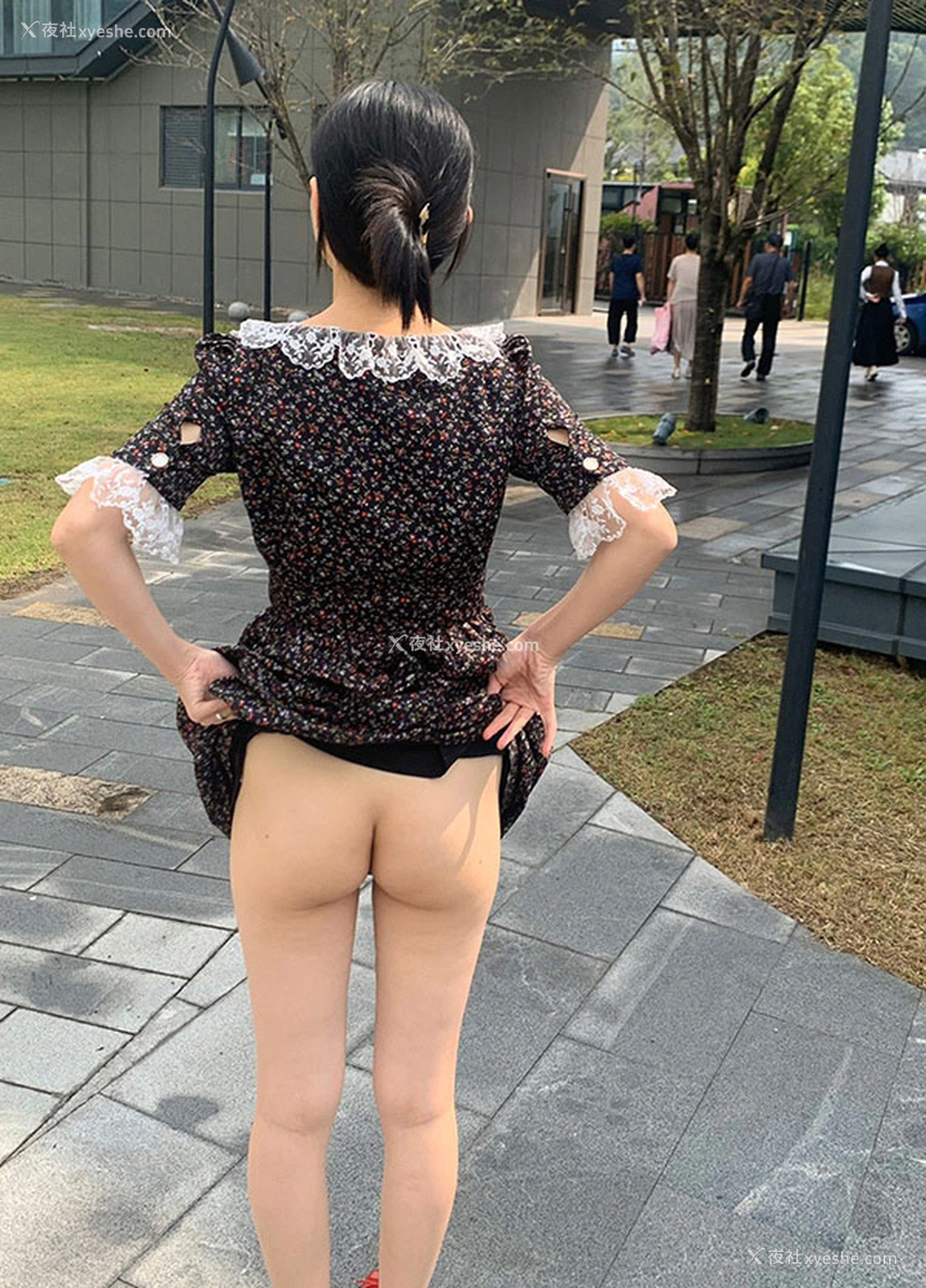 1P - 推特看见季节私拍美女小姐姐福利视图2