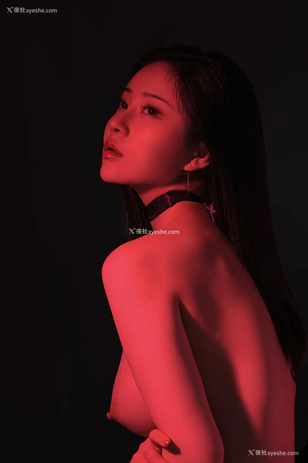 1P - 极品女神年年炽天使展现完美丰乳