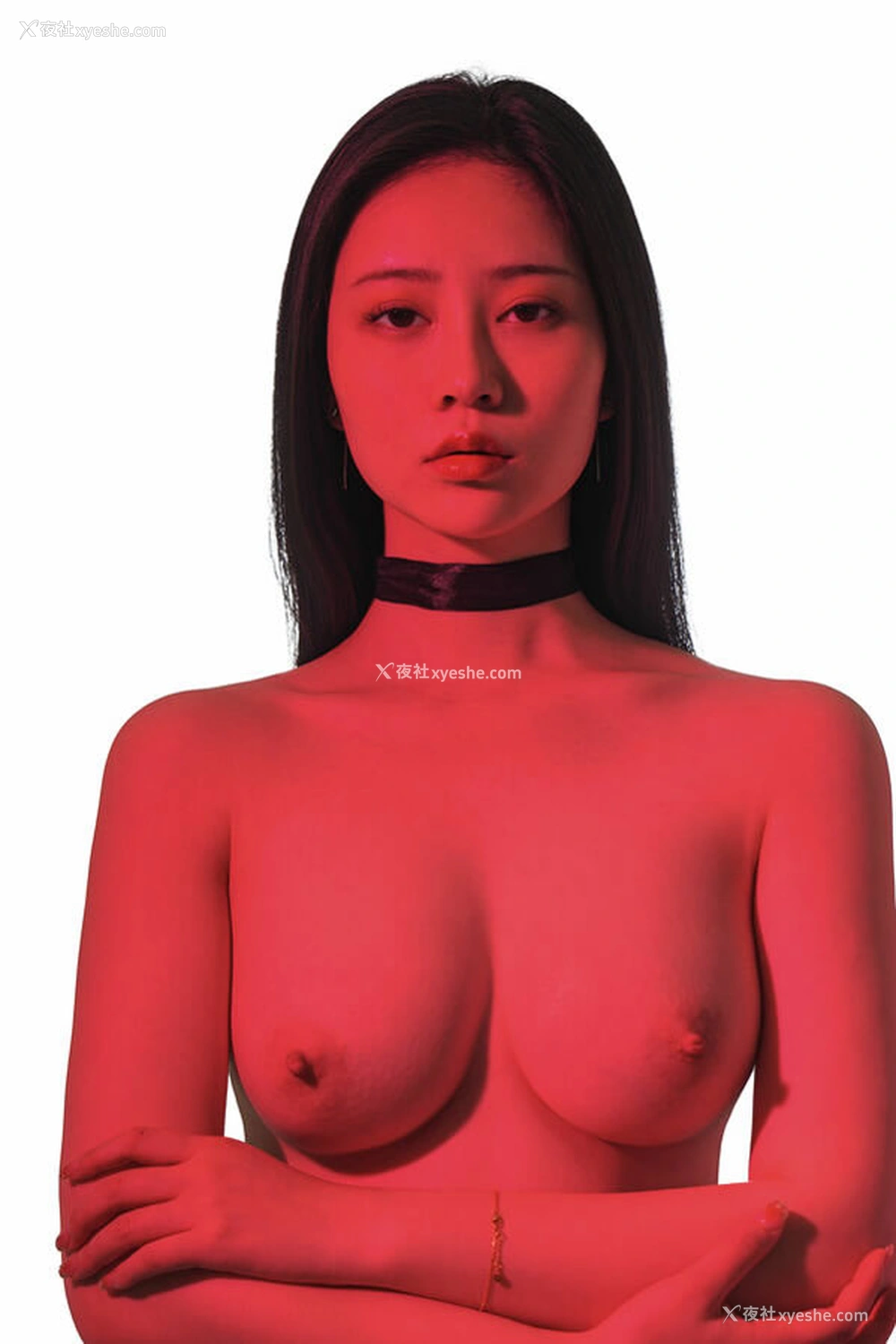 1P - 极品女神年年炽天使展现完美丰乳