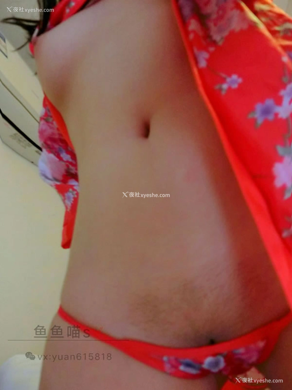1P - 极品萝莉网红鱼鱼喵s无圣光套图