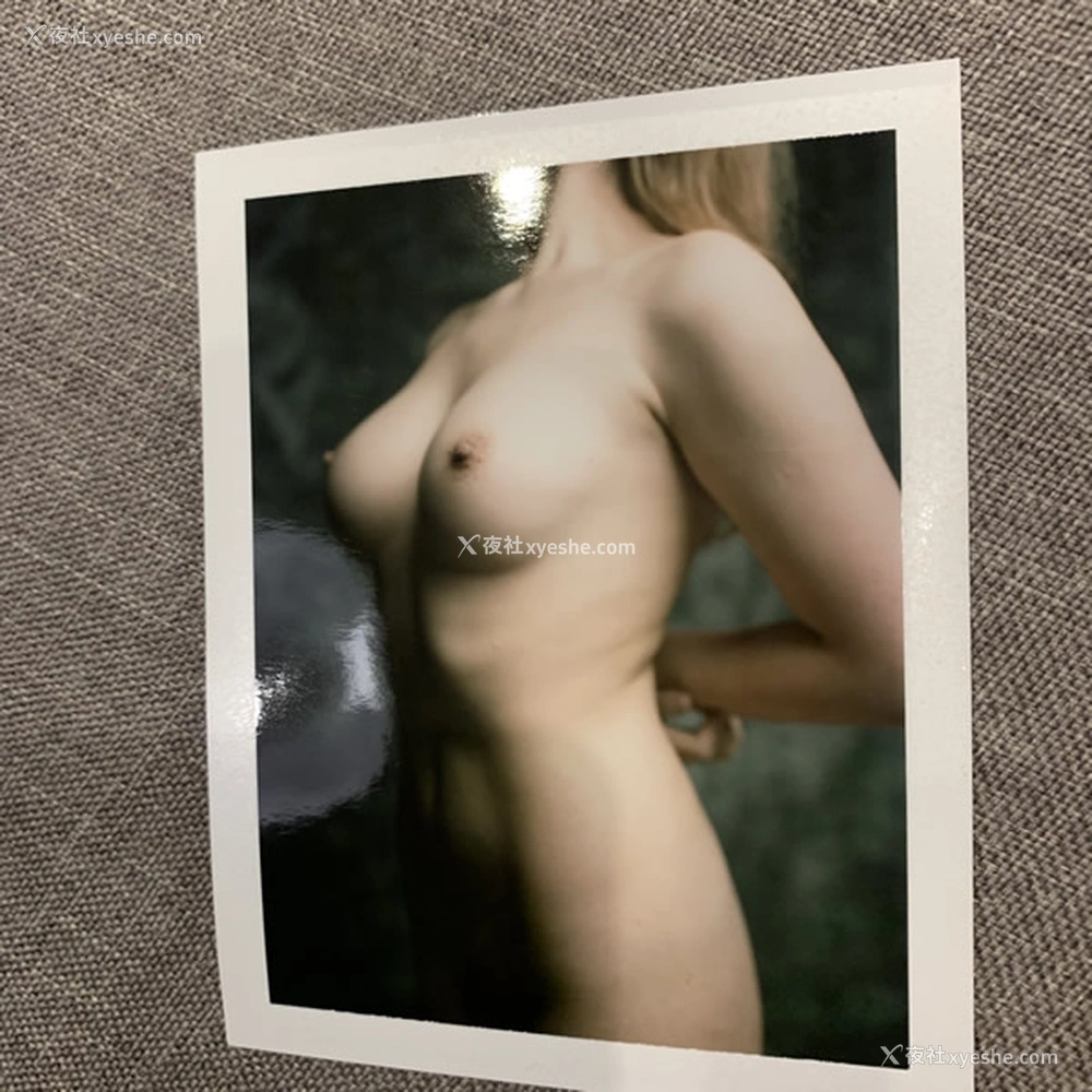1P - 童颜巨乳网红可露儿无圣光视图集